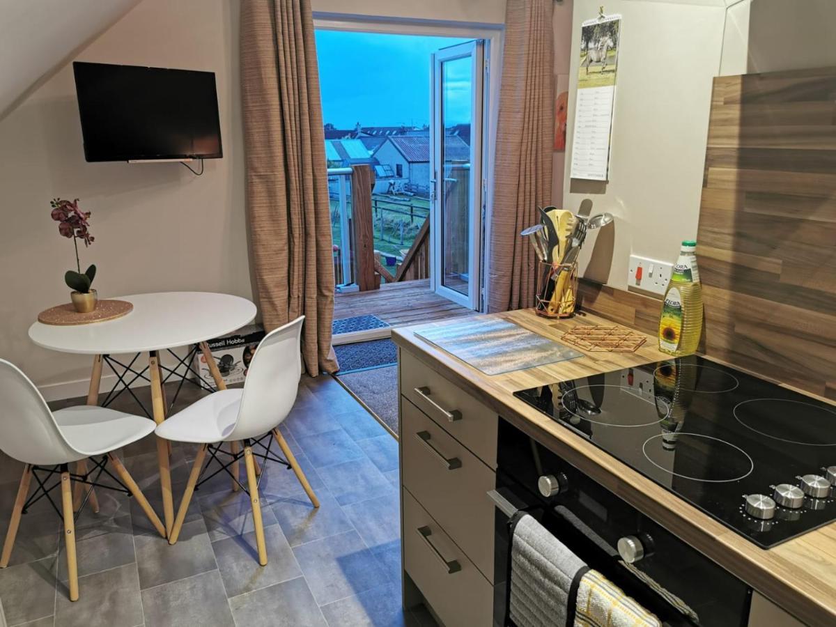 Apartmán Vicki'S Den Tain Exteriér fotografie
